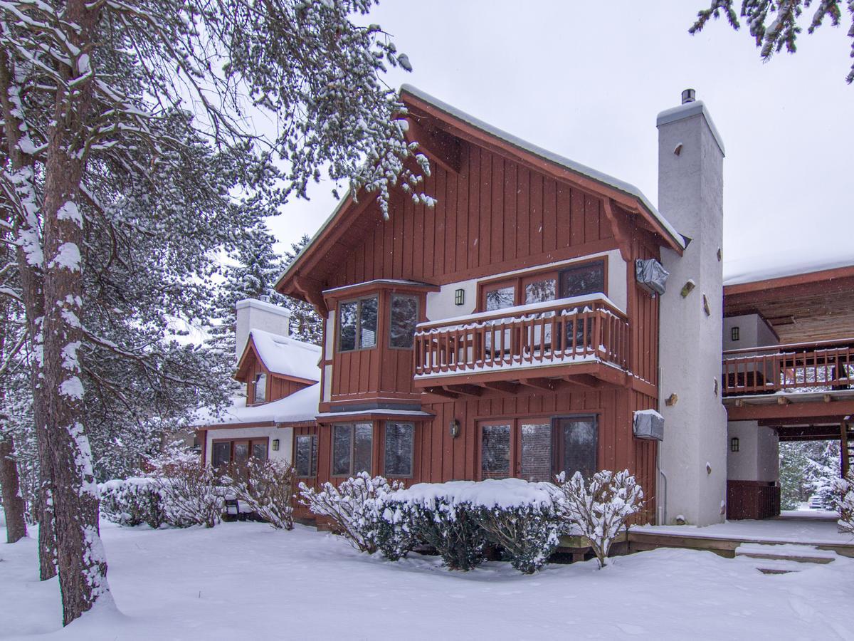Crystal Mountain Hotel Thompsonville Eksteriør billede